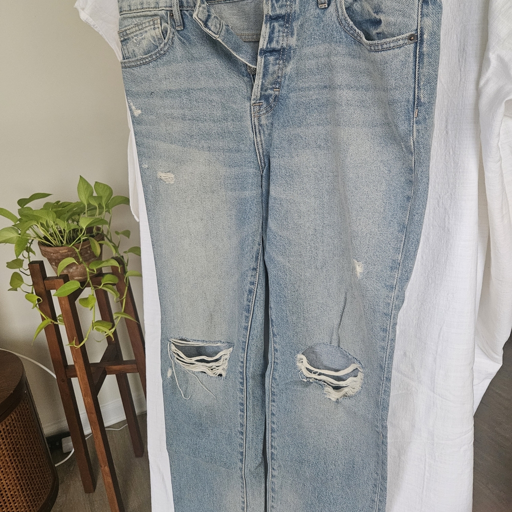 Distressed Light Blue Jeans